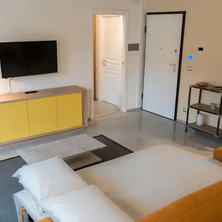 Centro Storico Recinto Dei Nobili 4-Private Parking Apartment Asti Exterior photo