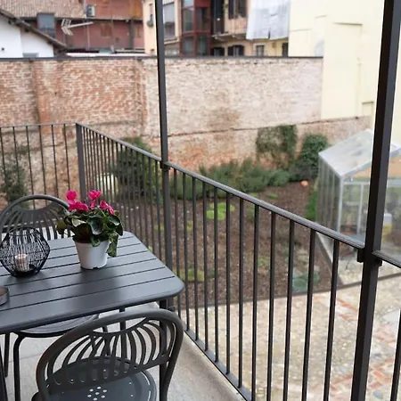 Centro Storico Recinto Dei Nobili 4-Private Parking Apartment Asti Exterior photo