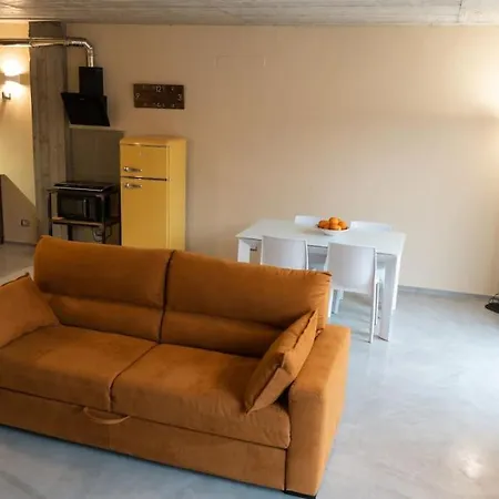 Centro Storico Recinto Dei Nobili 4-Private Parking Apartment Asti Exterior photo